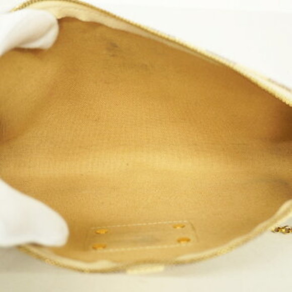 Louis Vuitton Azure Eva Pouch - Picture 4 of 9